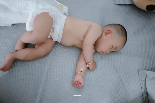 巴彦淖尔市宝宝口水多怎么回事